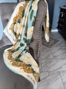 Floral Cream & Light Blue Decorative scarf